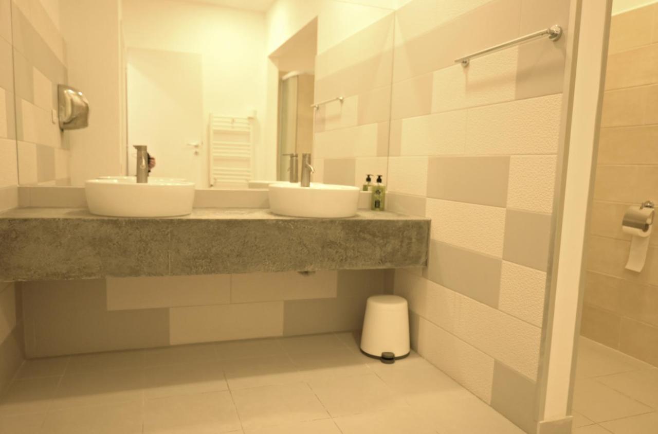 Luana Airport Apartments #4 Otopeni Kültér fotó
