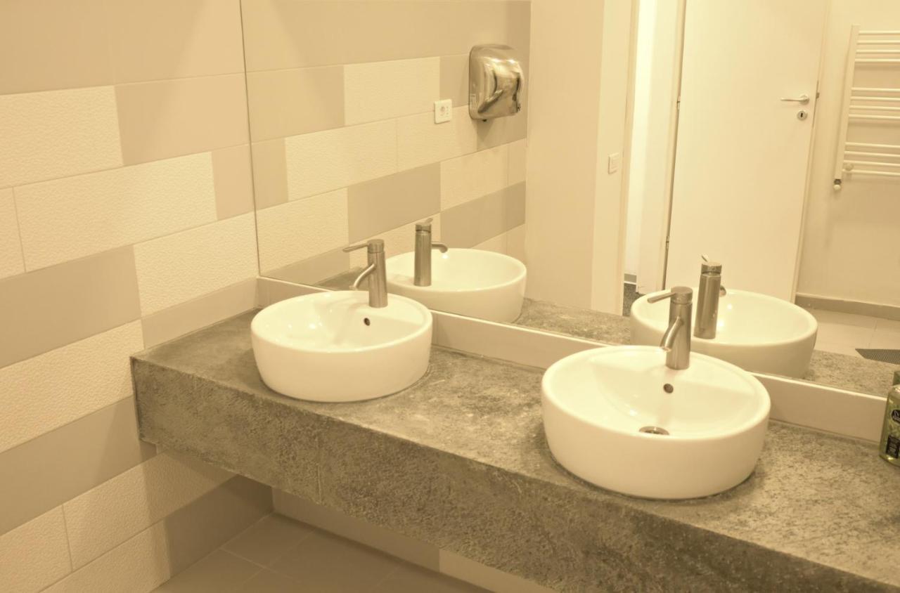 Luana Airport Apartments #4 Otopeni Kültér fotó